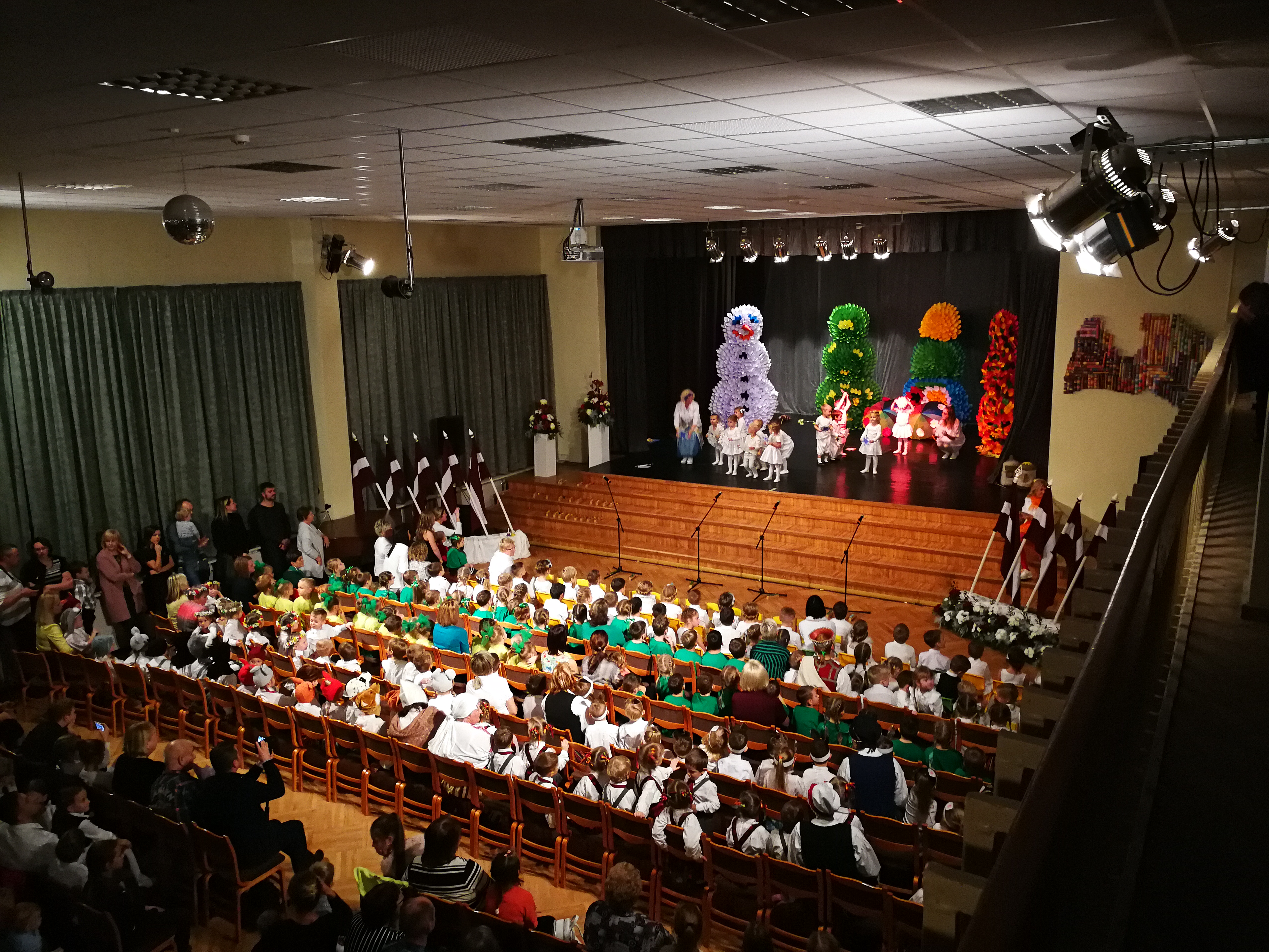 “Saimītes” lielkoncerts “Izkrāso Latviju!”